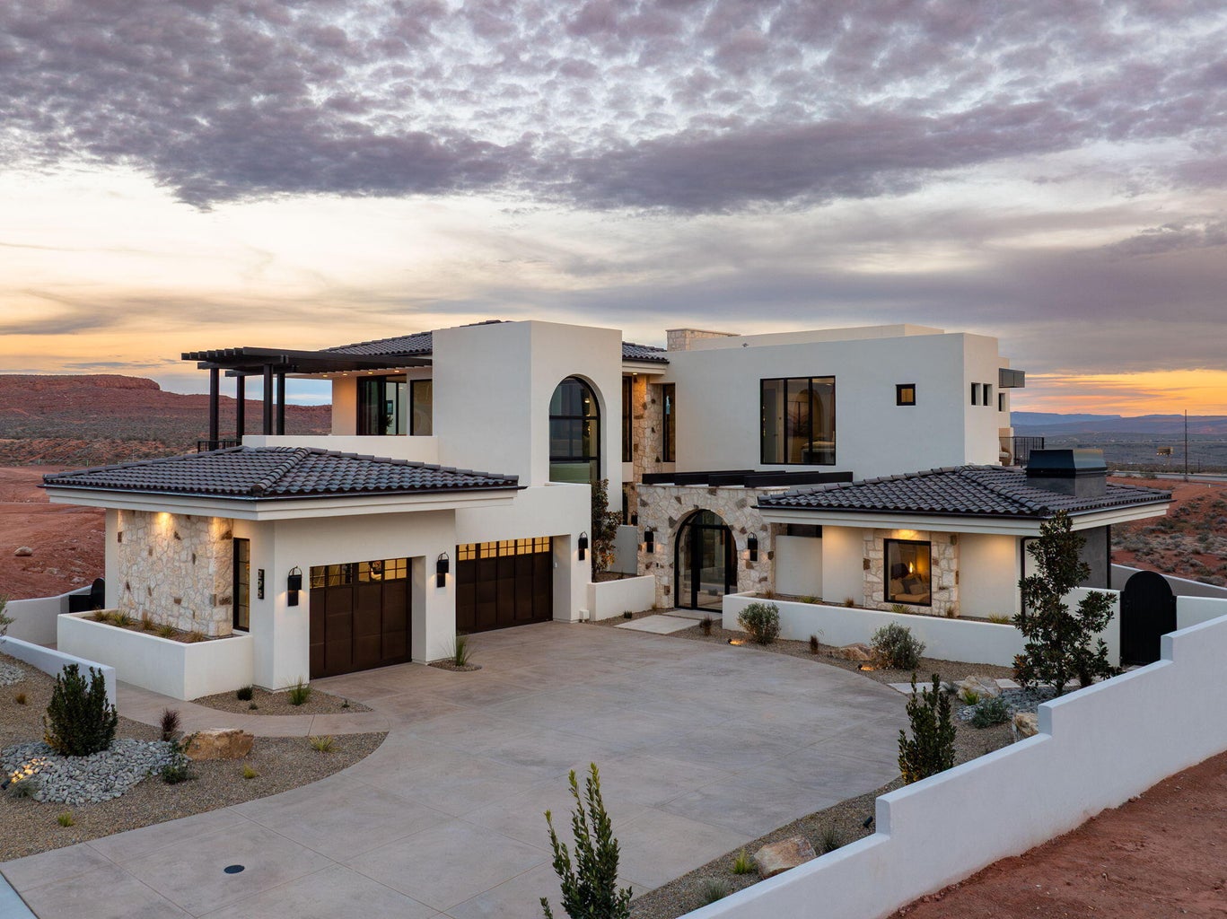 modern desert home