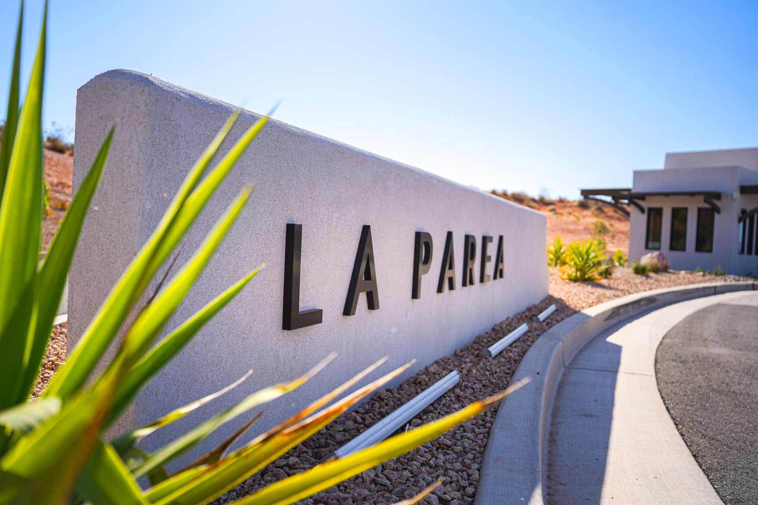 sign with title La Parea